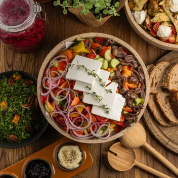 סלט יווני גדול - תמונה נוספת