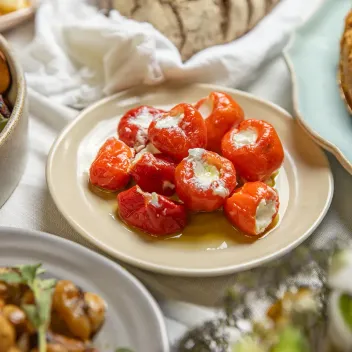 פלפלונים ממולאים גבינה - תמונה נוספת